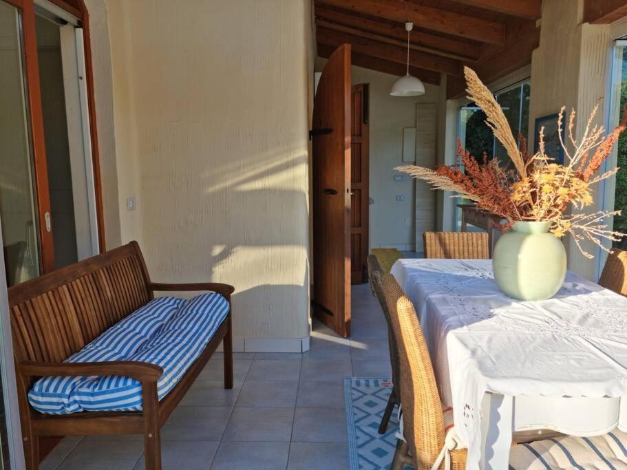 Villa Tea, Residenza Incantevole Con Giardino . ฟลูมินิ ดิ กวาร์ตู ภายนอก รูปภาพ