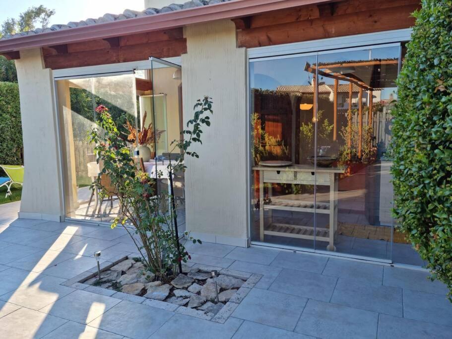 Villa Tea, Residenza Incantevole Con Giardino . ฟลูมินิ ดิ กวาร์ตู ภายนอก รูปภาพ
