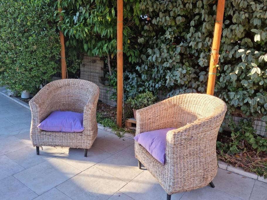 Villa Tea, Residenza Incantevole Con Giardino . ฟลูมินิ ดิ กวาร์ตู ภายนอก รูปภาพ